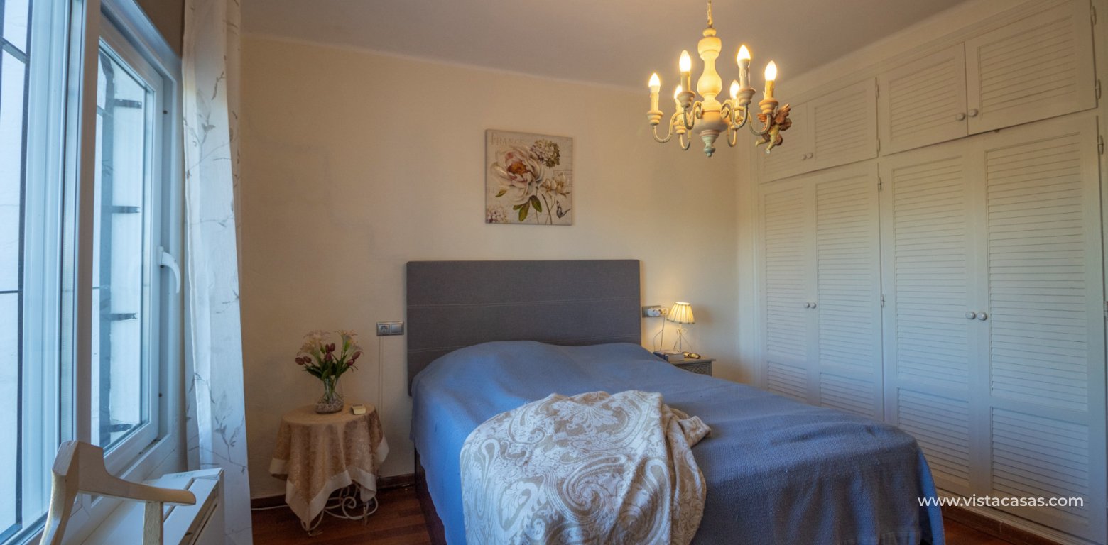 Resale - Villa - Villamartin