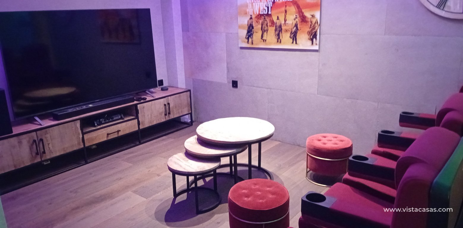 Sale - Villa - Algorfa - La Finca Golf Resort