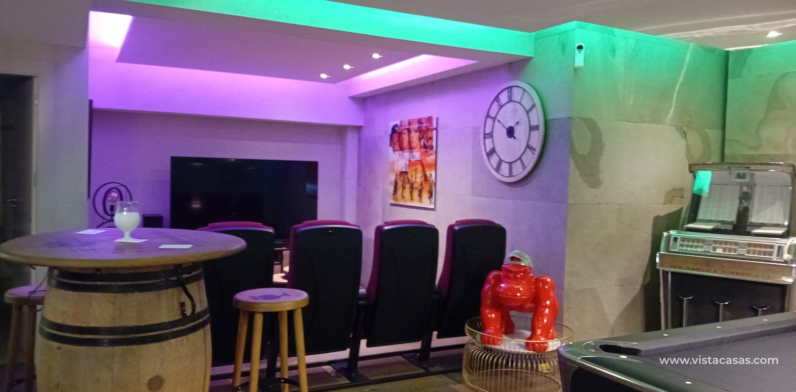 Sale - Villa - Algorfa - La Finca Golf Resort