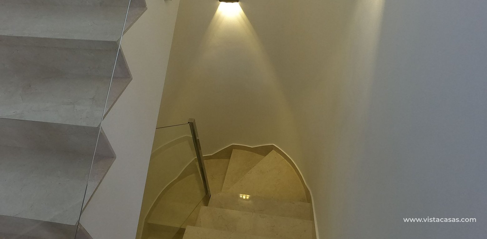 Sale - Villa - Algorfa - La Finca Golf Resort