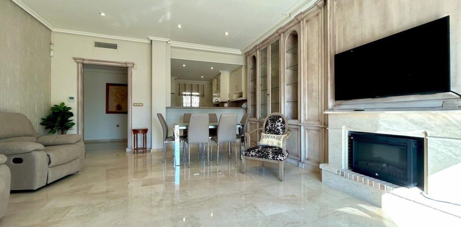 Sale - Appartement - Cabo Roig