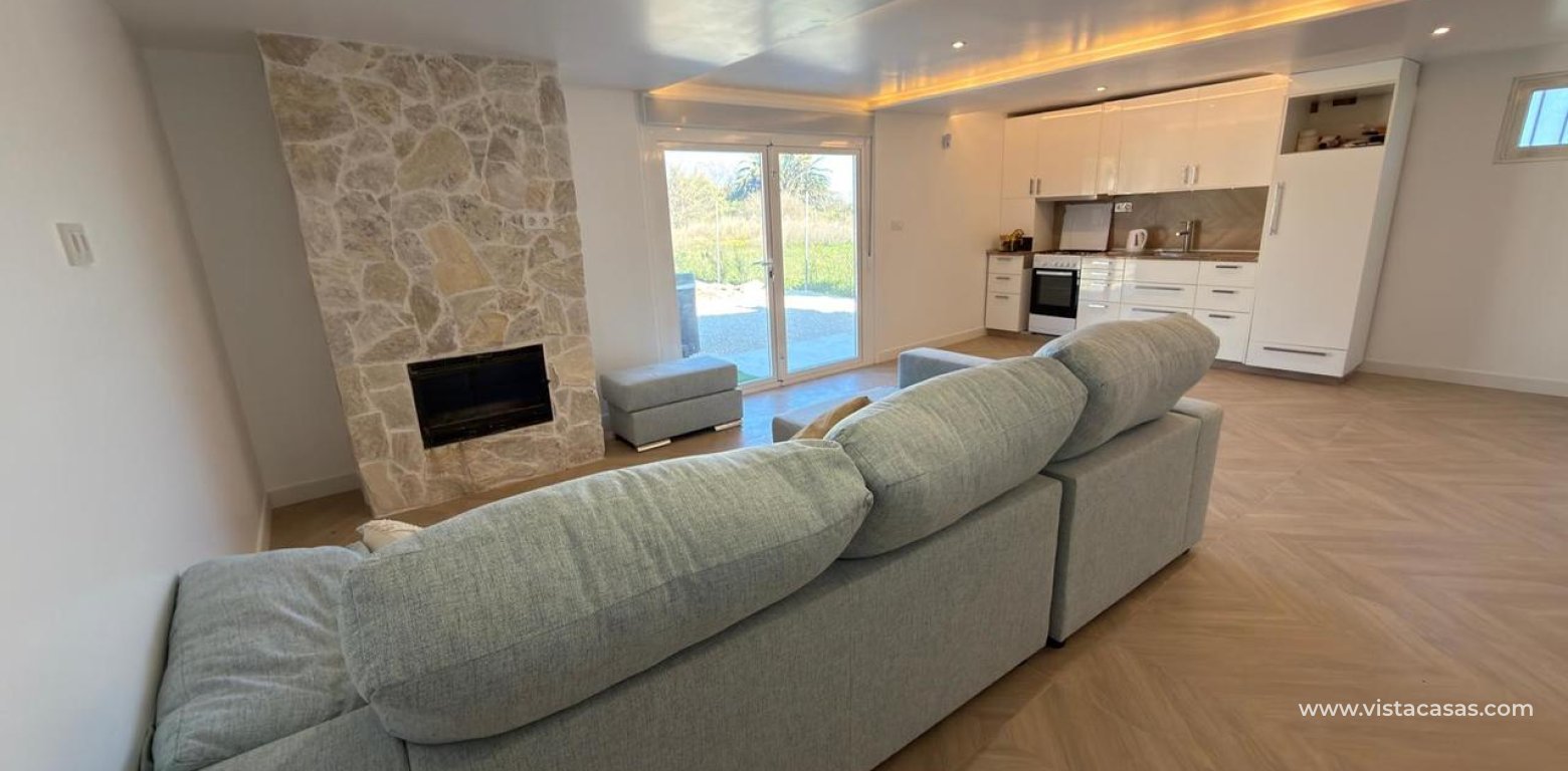 Sale - Plot - Algorfa