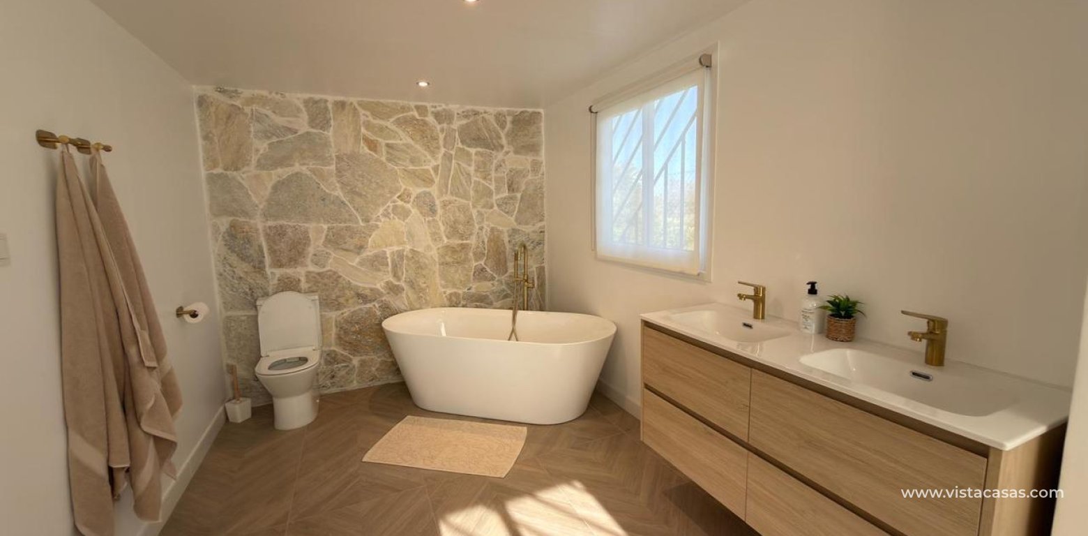 Sale - Plot - Algorfa