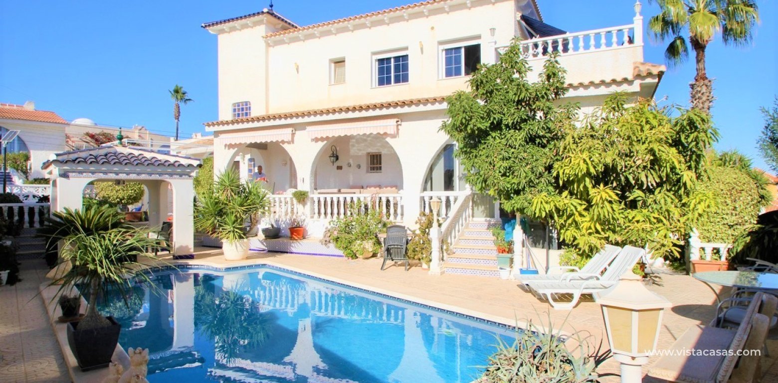 Sale - Villa - Villamartin