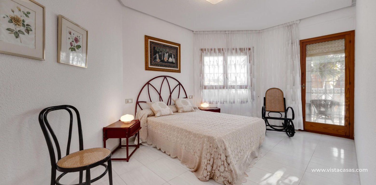 Resale - Villa - Santa Pola