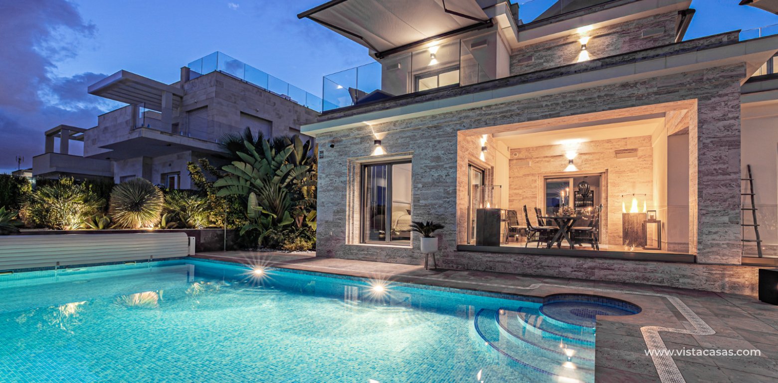 Resale - Villa - La Zenia