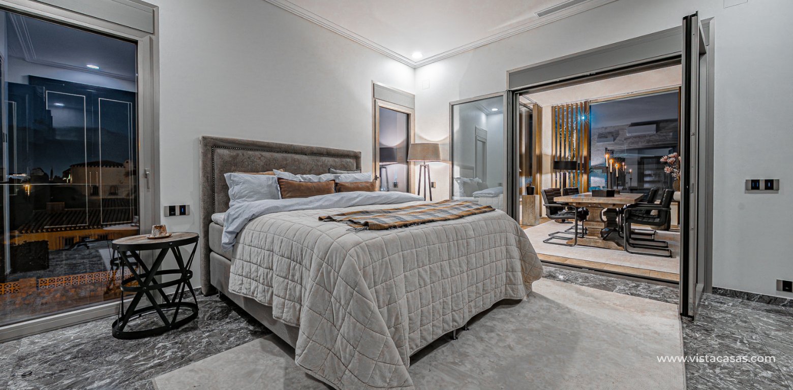 Resale - Villa - La Zenia