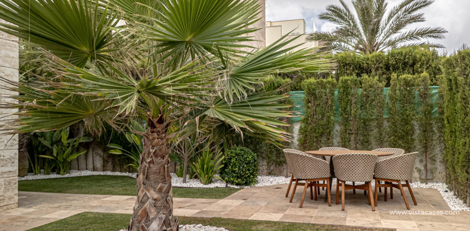 Resale - Villa - La Zenia