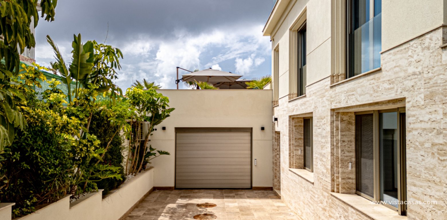 Resale - Villa - La Zenia