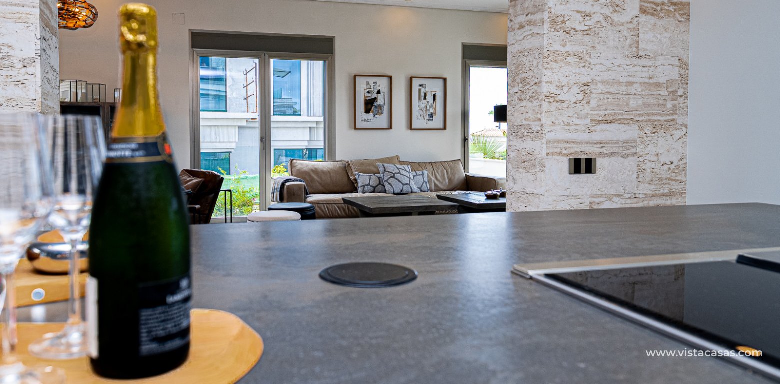 Resale - Villa - La Zenia