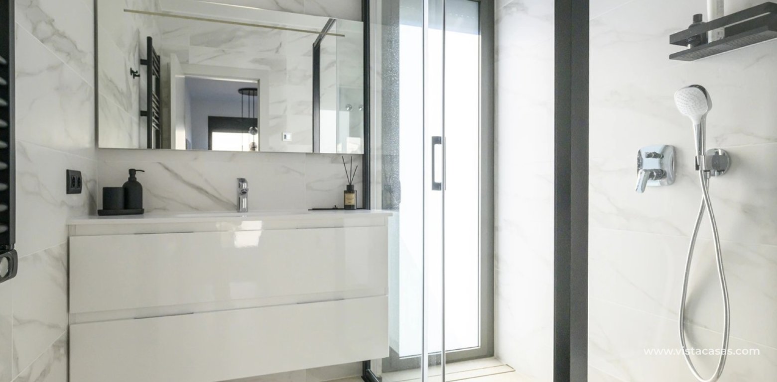 Resale - Villa - Las Colinas Golf