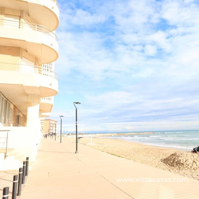 Wohnung - Sale - Torrevieja - La Mata