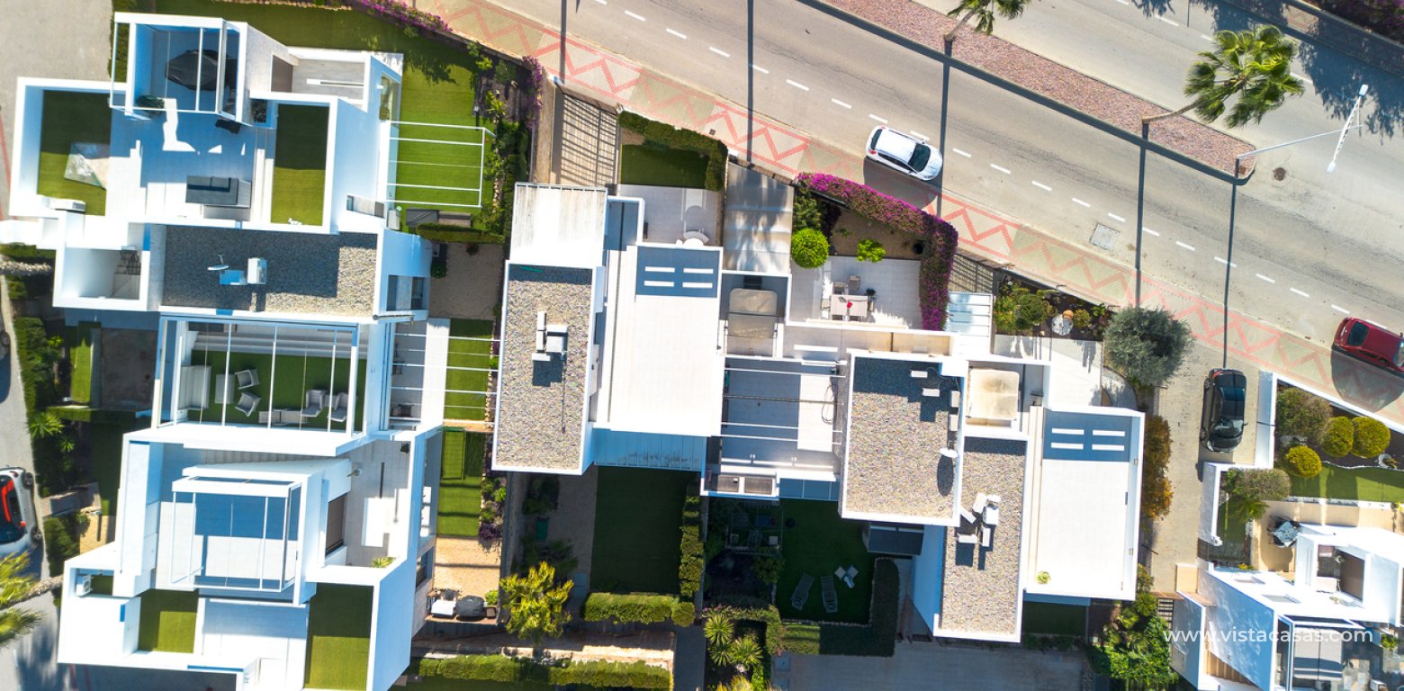 Sale - Villa - Algorfa - La Finca Golf Resort