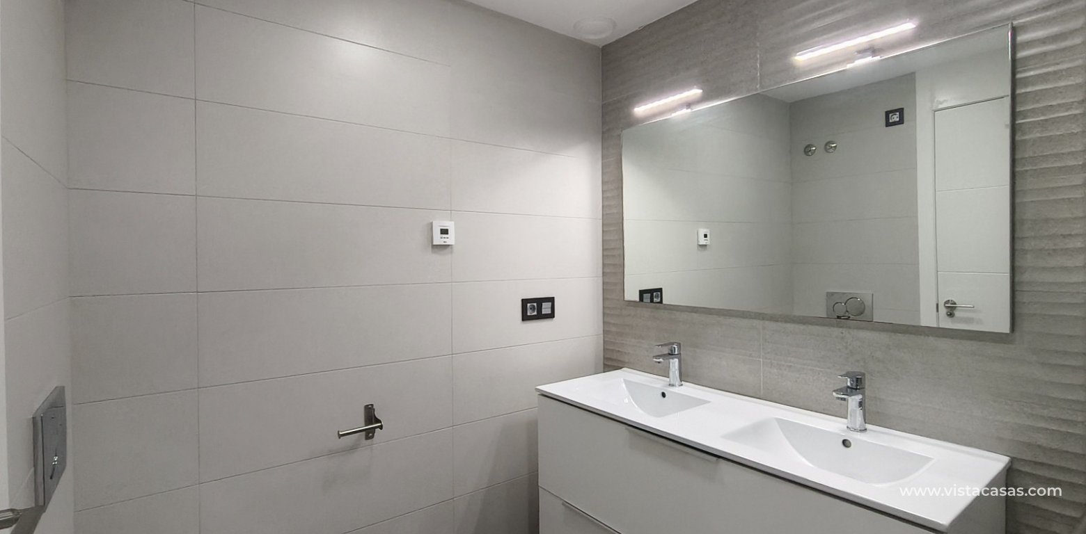 Wtórny - Villa - El Raso