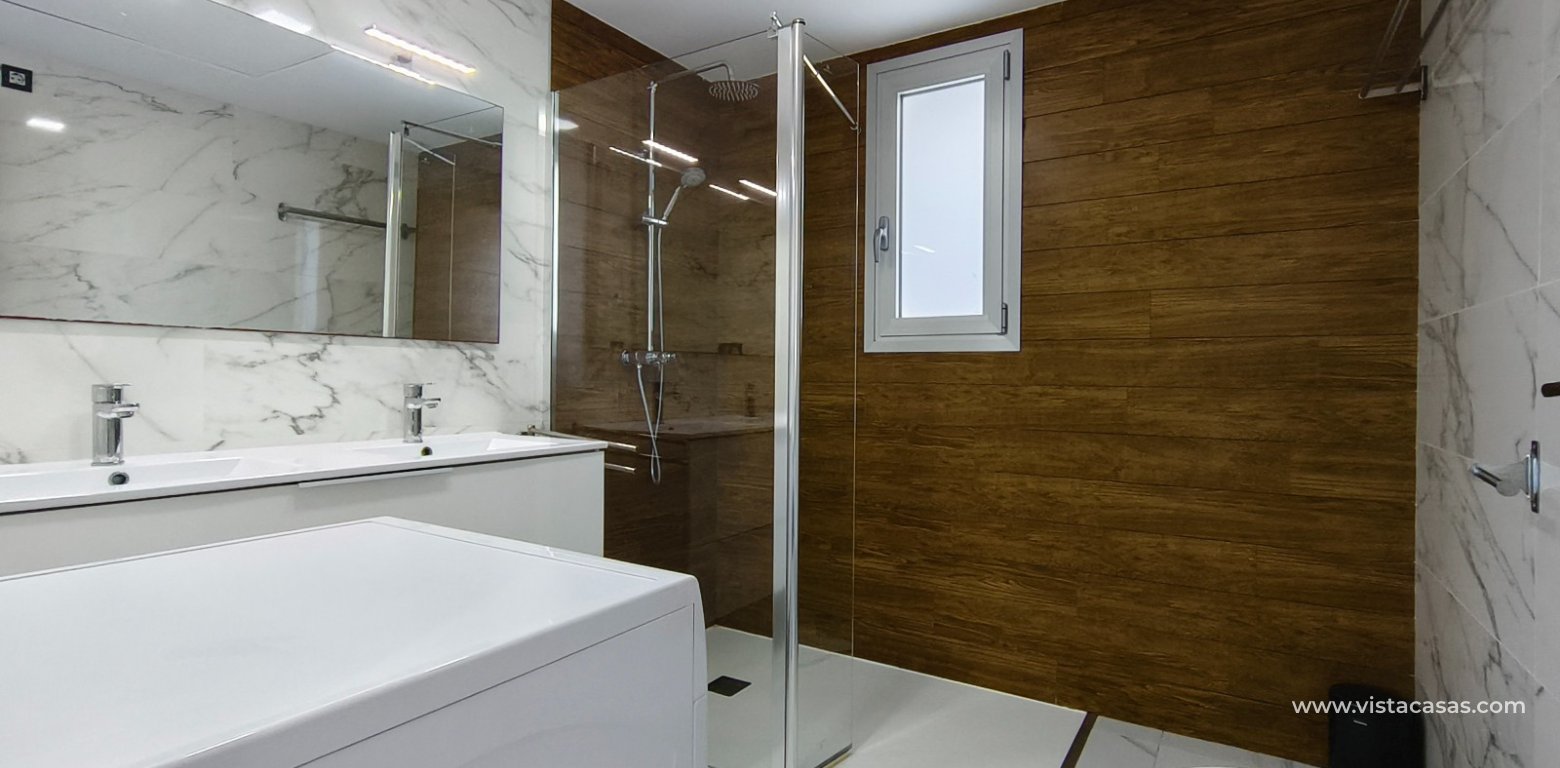 Wtórny - Villa - El Raso