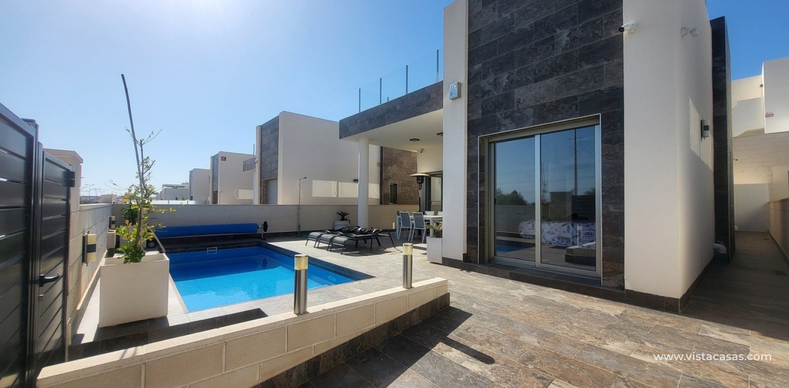 Resale - Villa - Villamartin