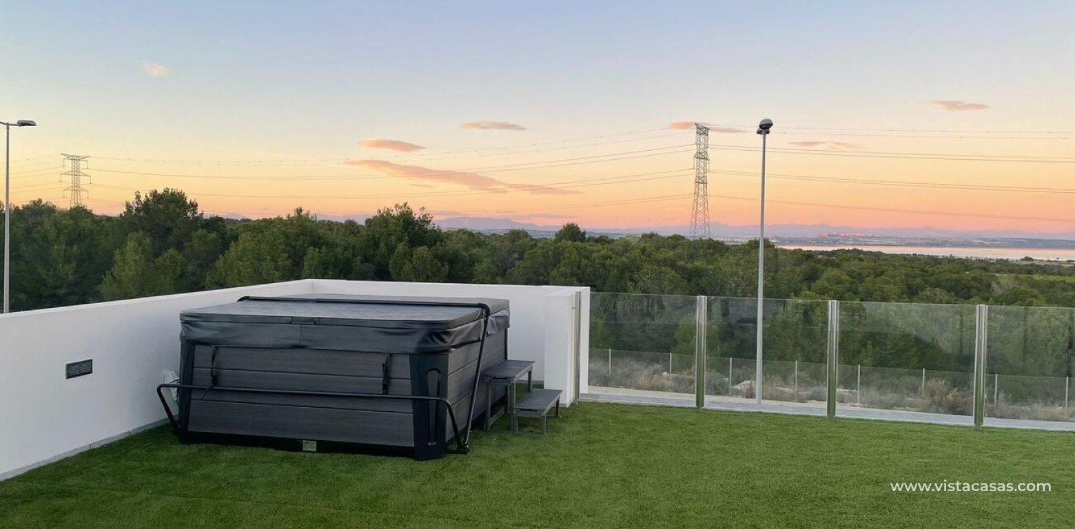 Resale - Villa - Villamartin