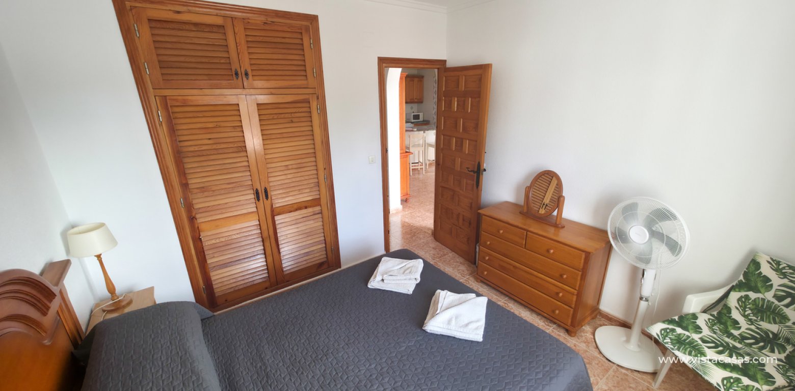 Resale - Villa - Torrevieja