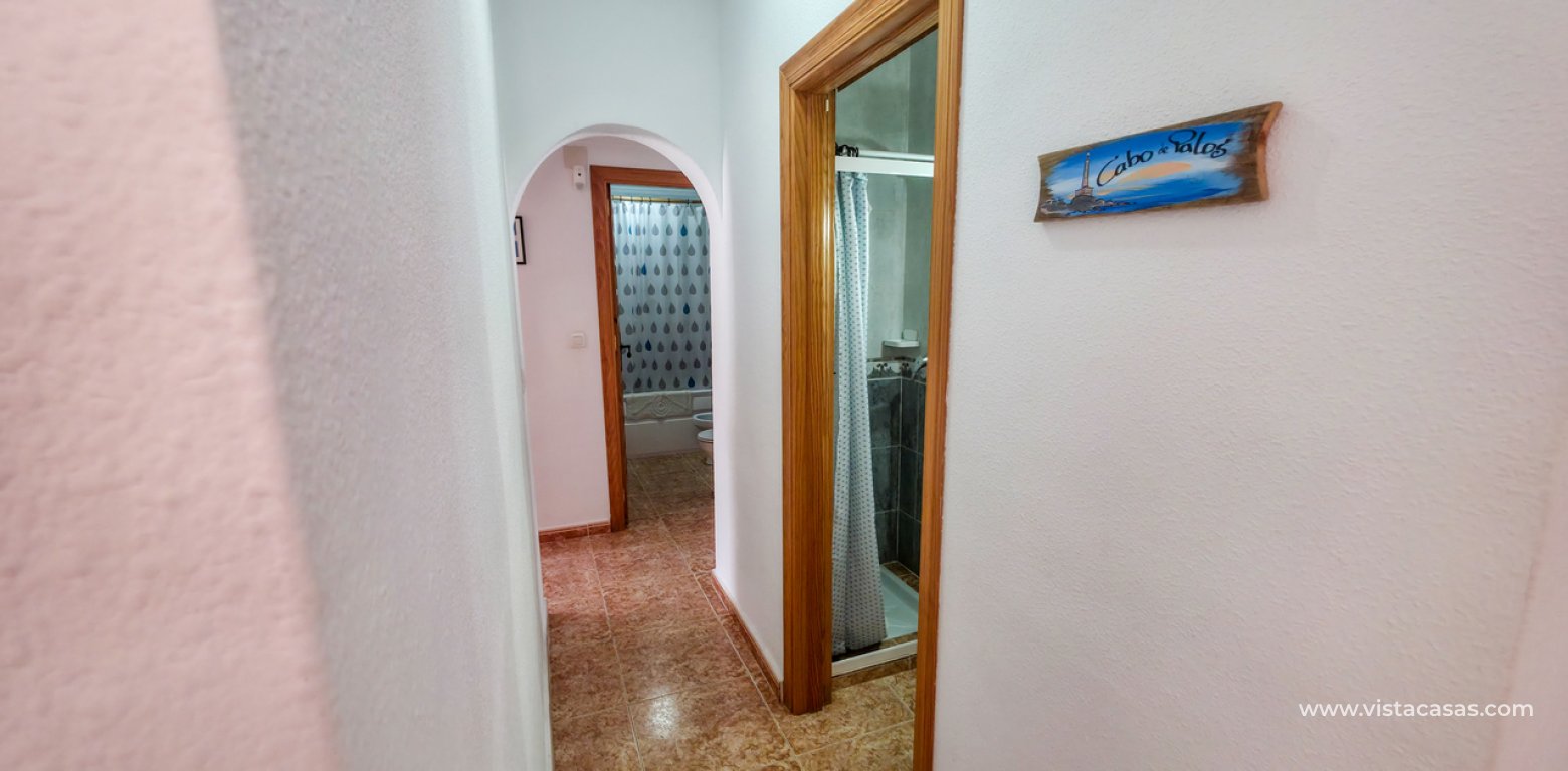 Resale - Villa - Torrevieja