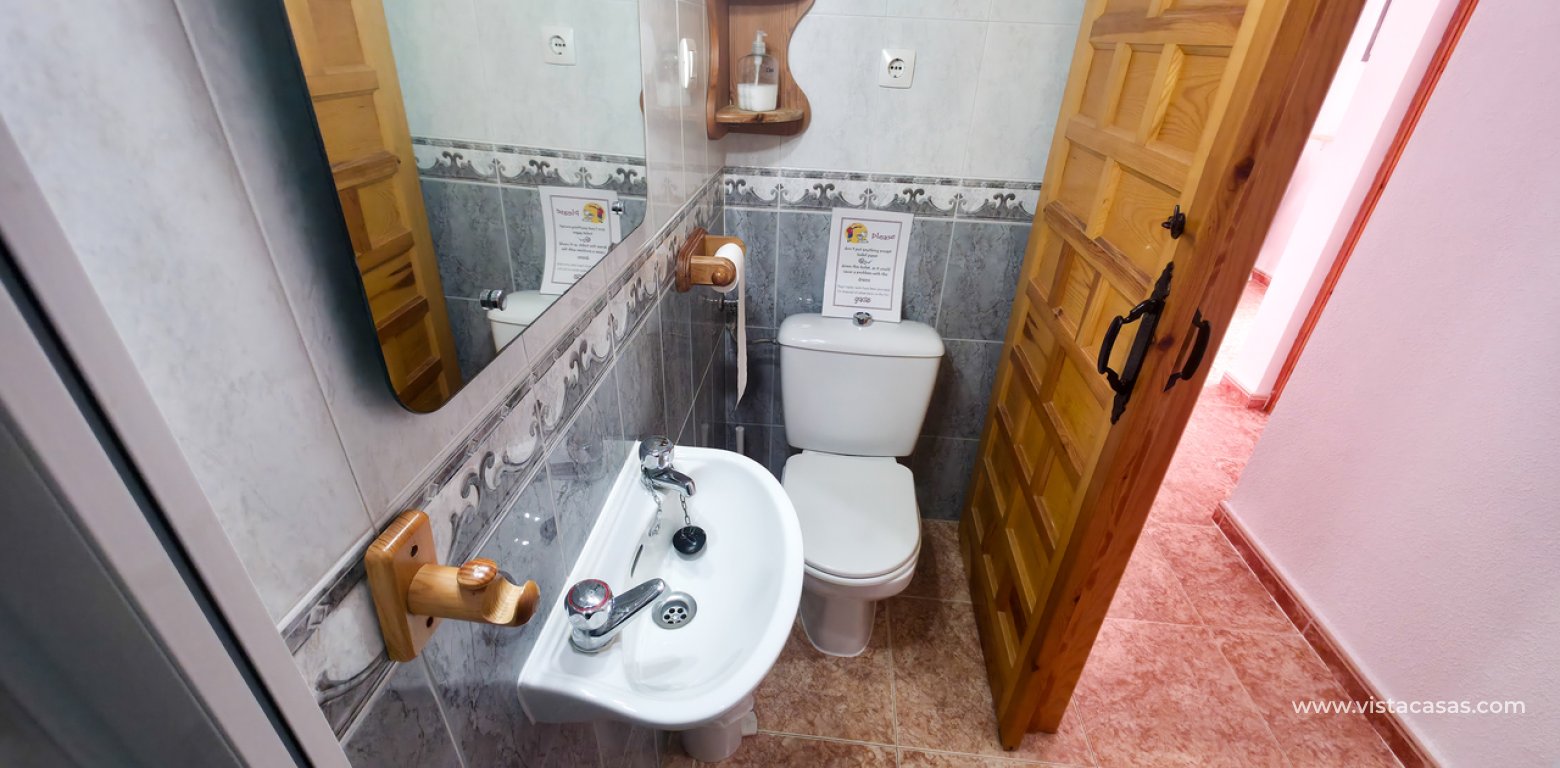 Resale - Villa - Torrevieja