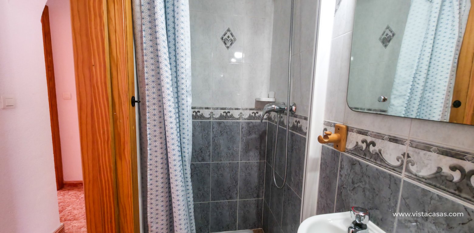 Resale - Villa - Torrevieja