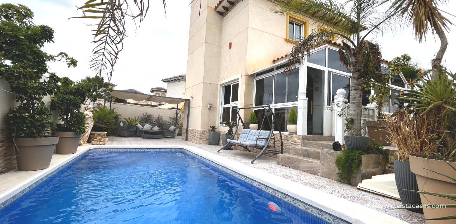Resale - Villa - Playa Flamenca