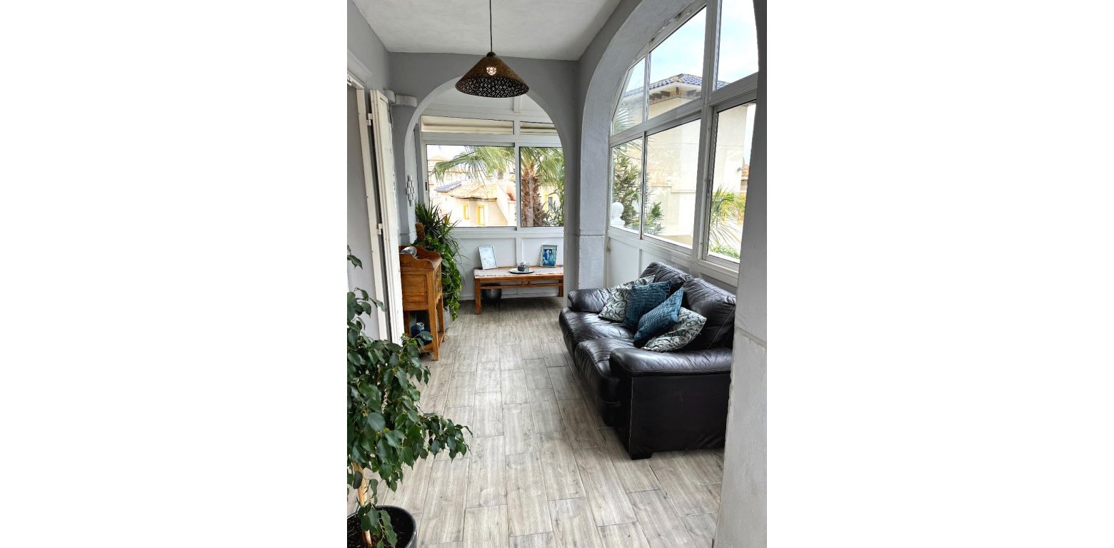 Resale - Villa - Playa Flamenca