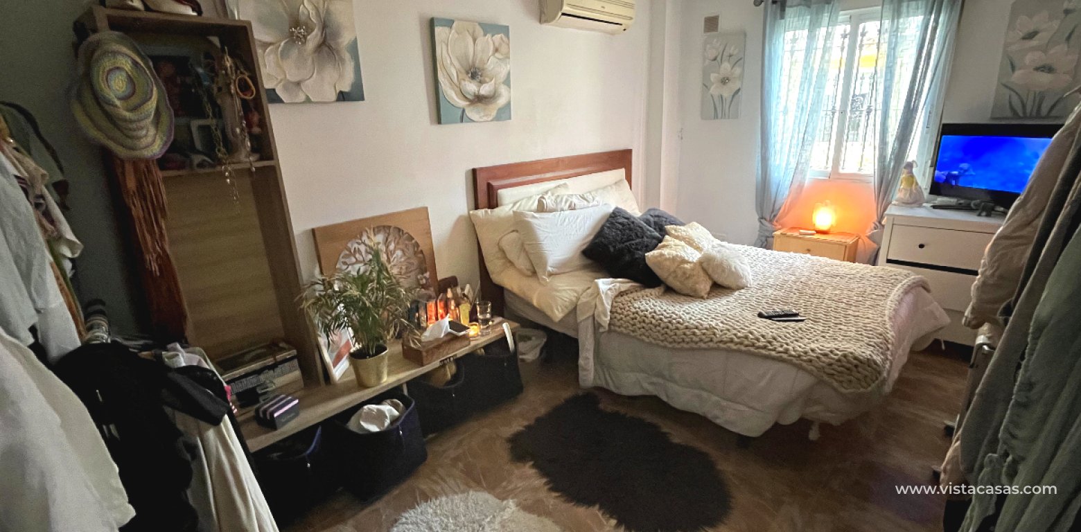 Resale - Villa - Playa Flamenca