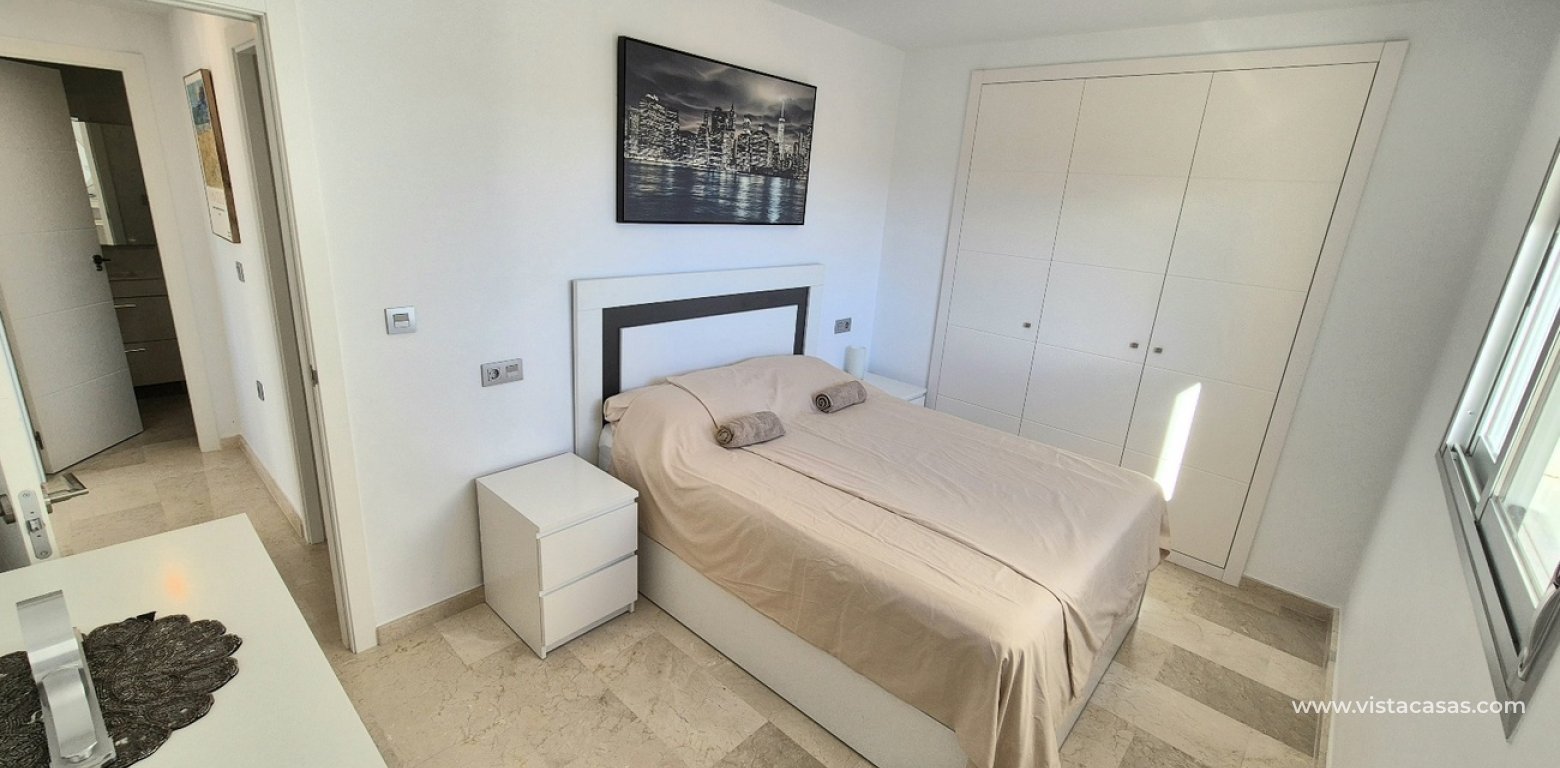 Resale - Apartment - Villamartin