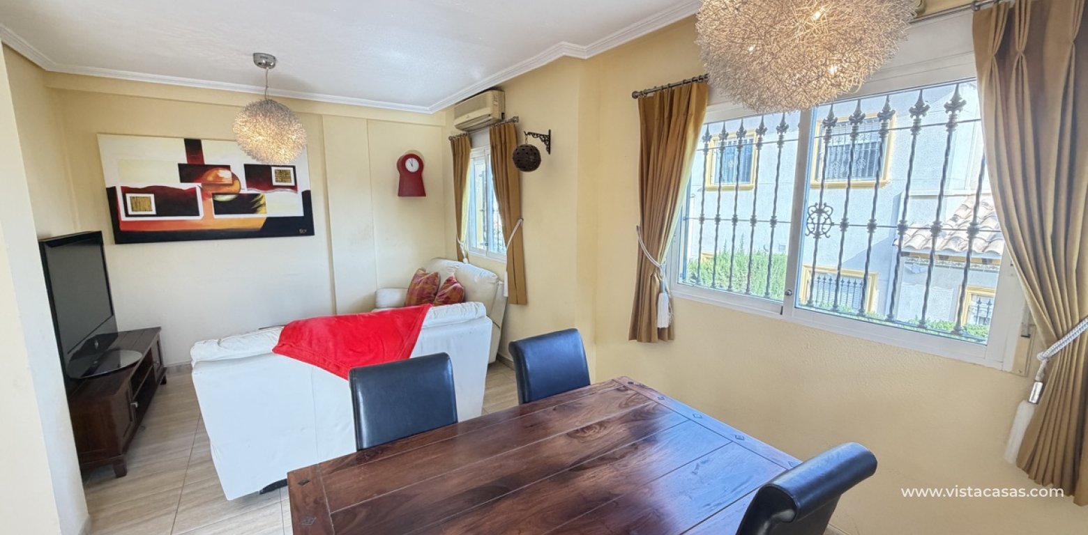 Resale - Townhouse - Villamartin