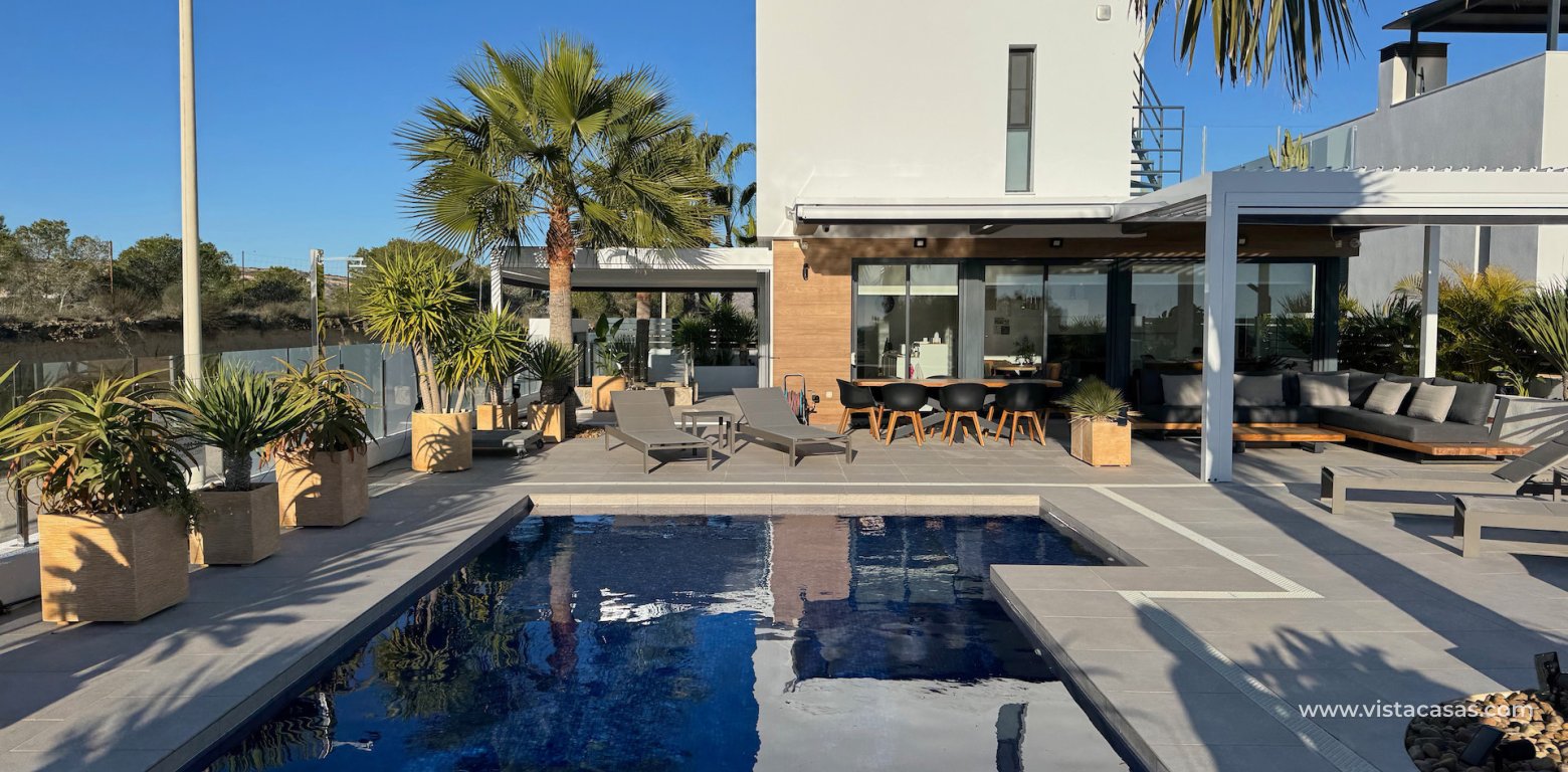 Sale - Villa - Algorfa - La Finca Golf Resort