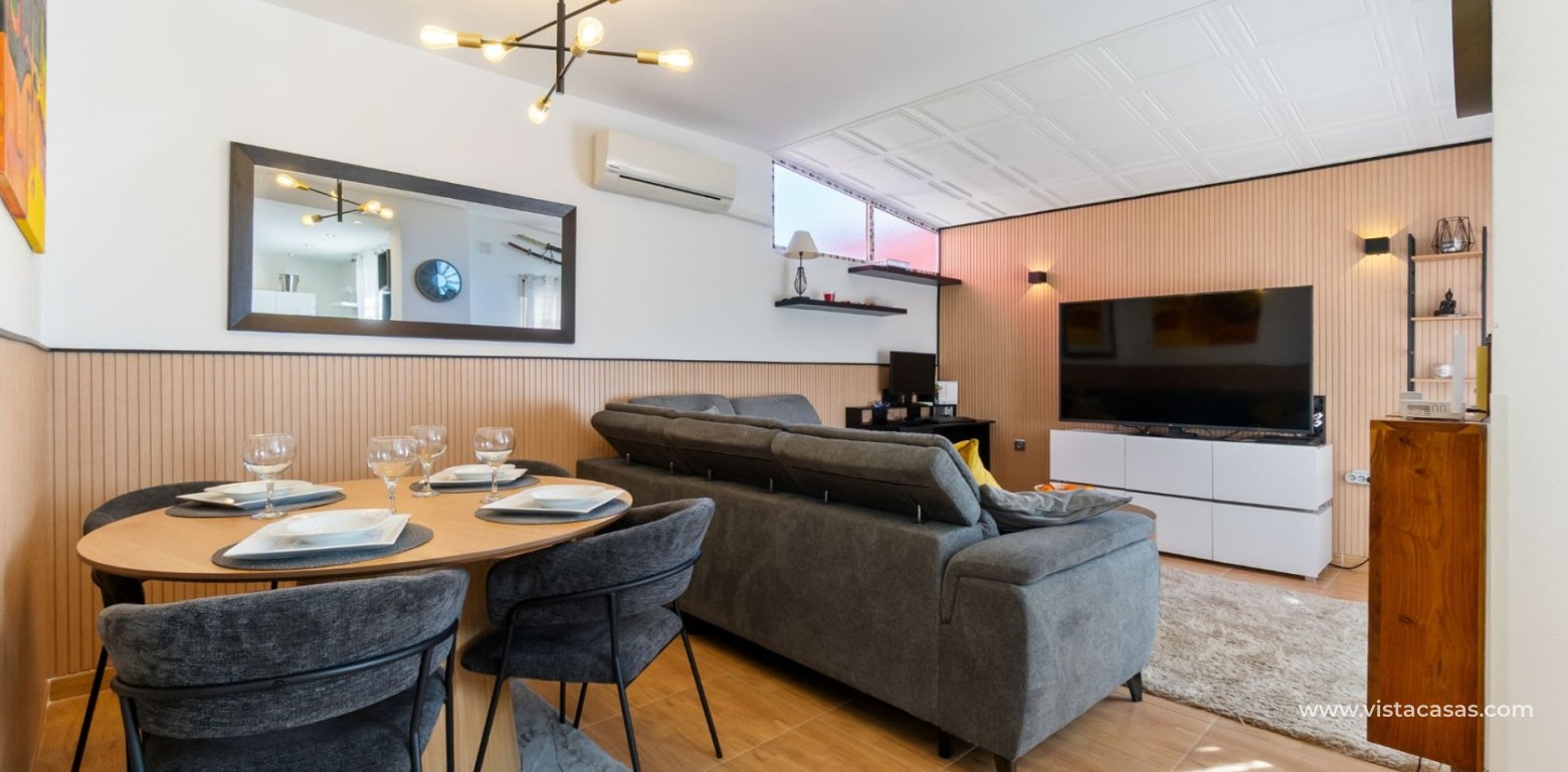 Resale - Townhouse - Villamartin