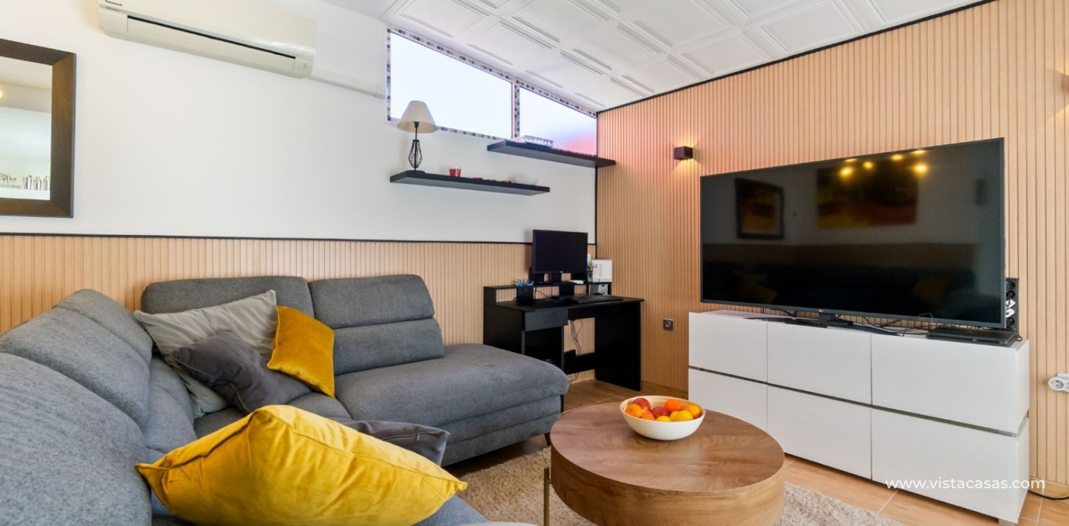 Resale - Townhouse - Villamartin