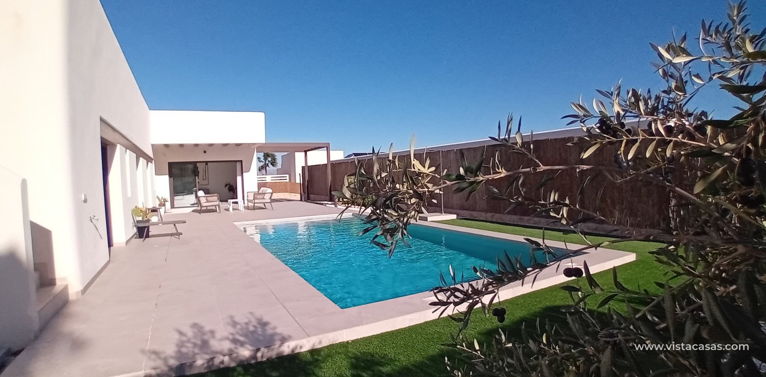 Sale - Villa - Algorfa - La Finca Golf Resort