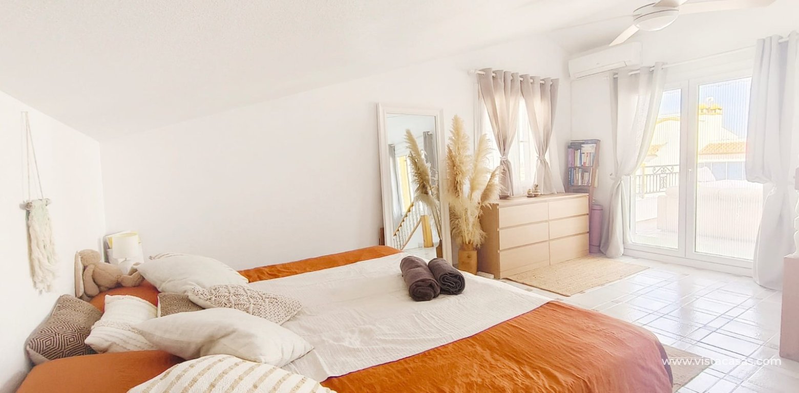 Vente - Maison Mitoyenne - Villamartin