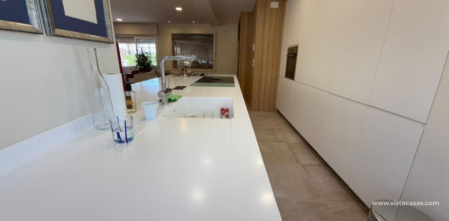 Resale - Villa - San Miguel de Salinas