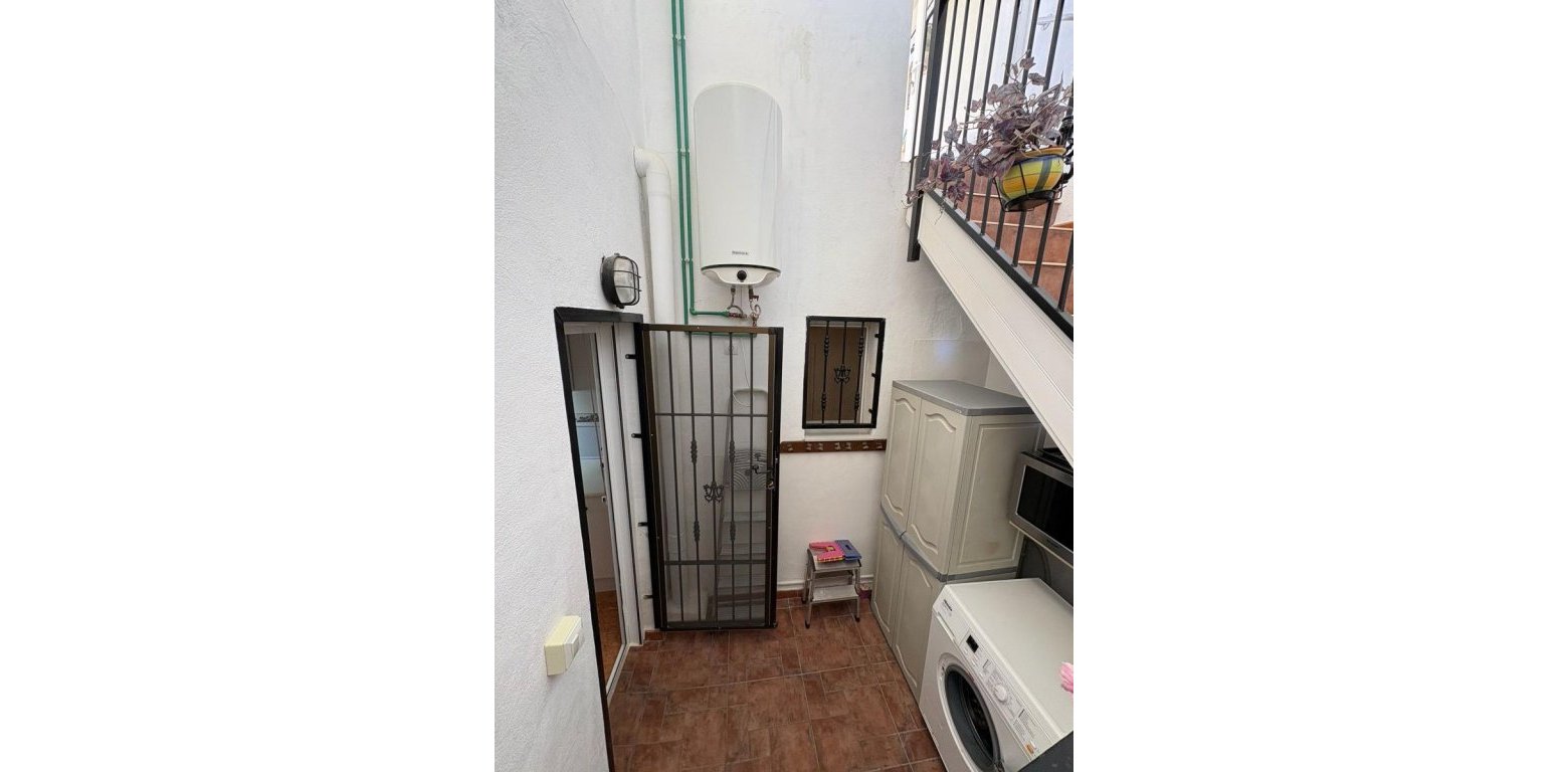 Wtórny - Bungalow - San Fulgencio