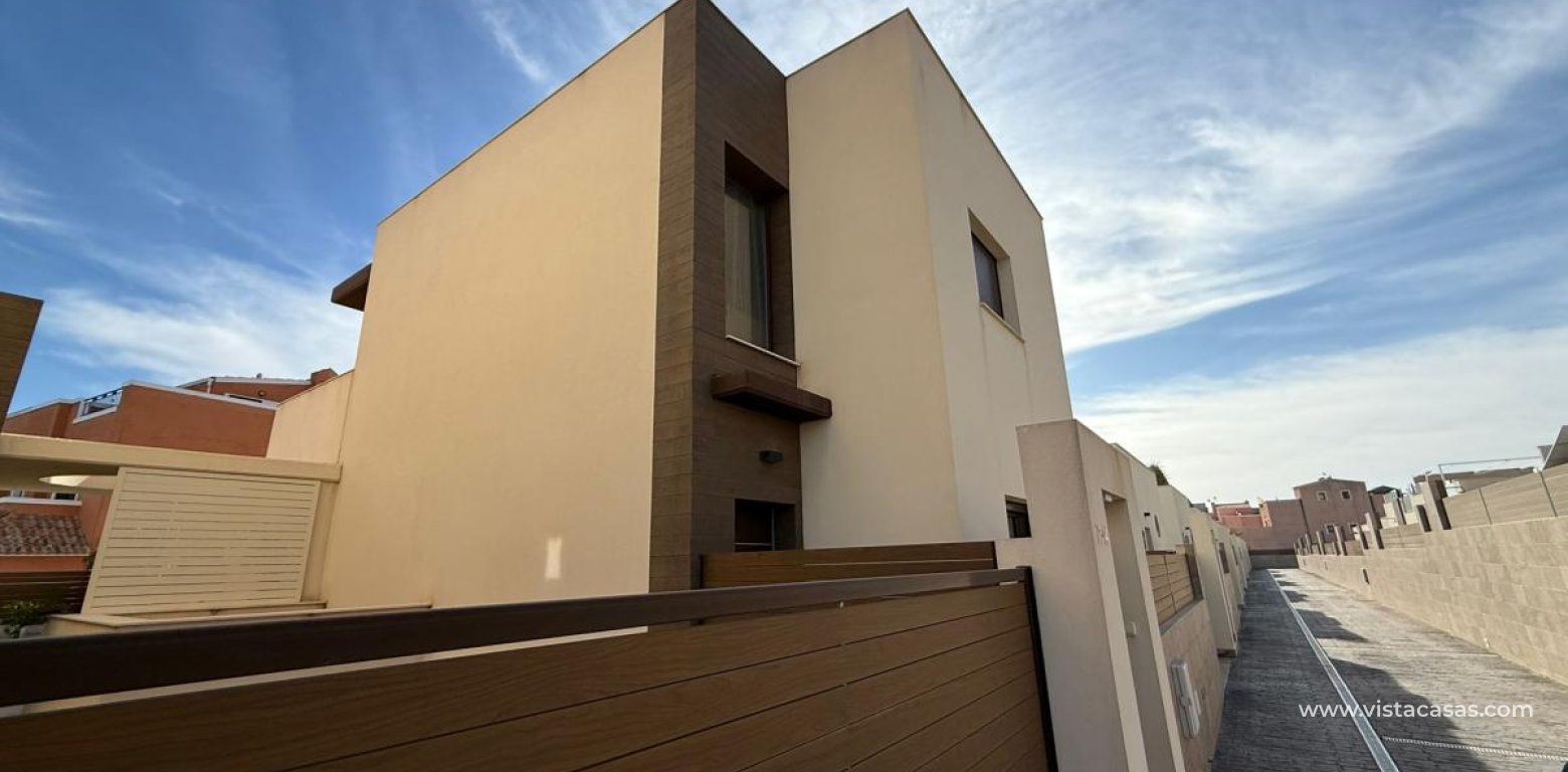 Resale - Villa - Los Montesinos