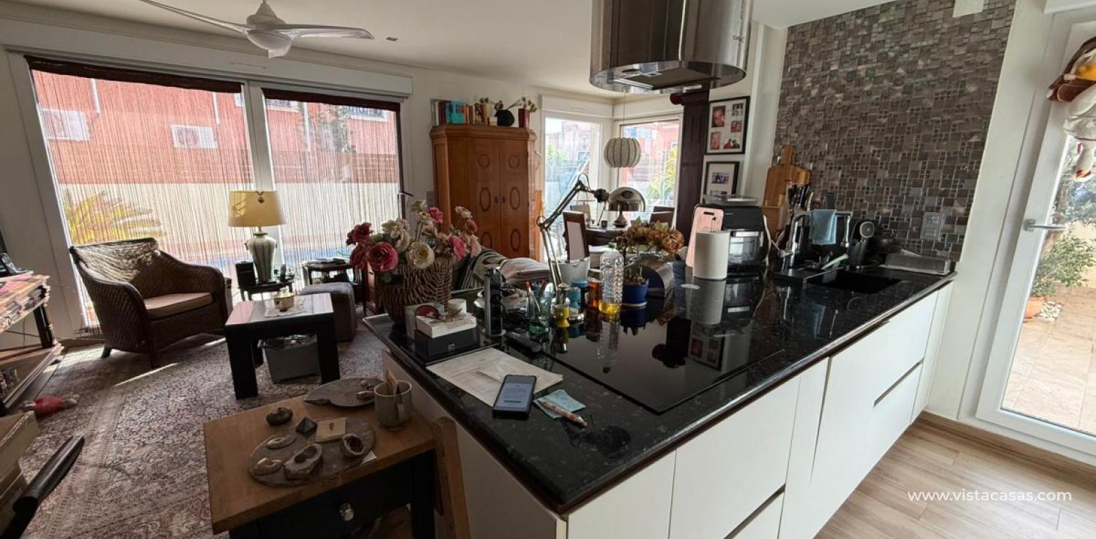 Resale - Villa - Los Montesinos