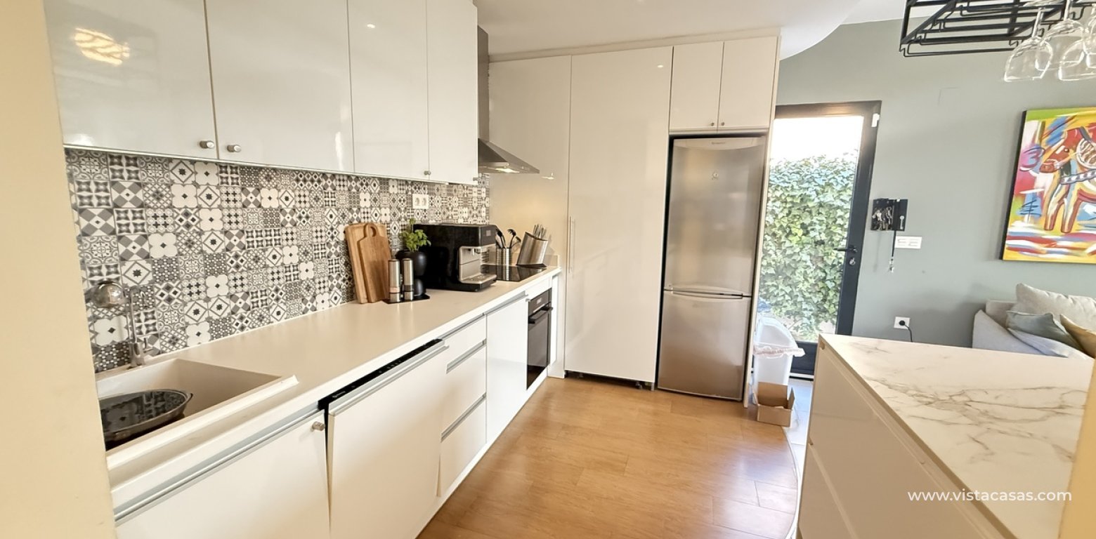 Sale - Villa - La Zenia