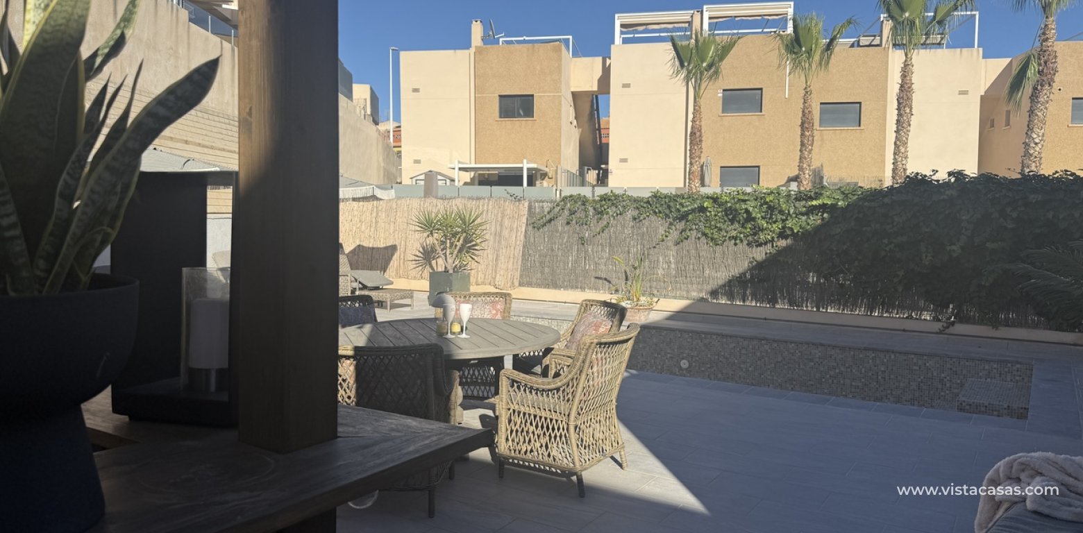 Sale - Villa - La Zenia