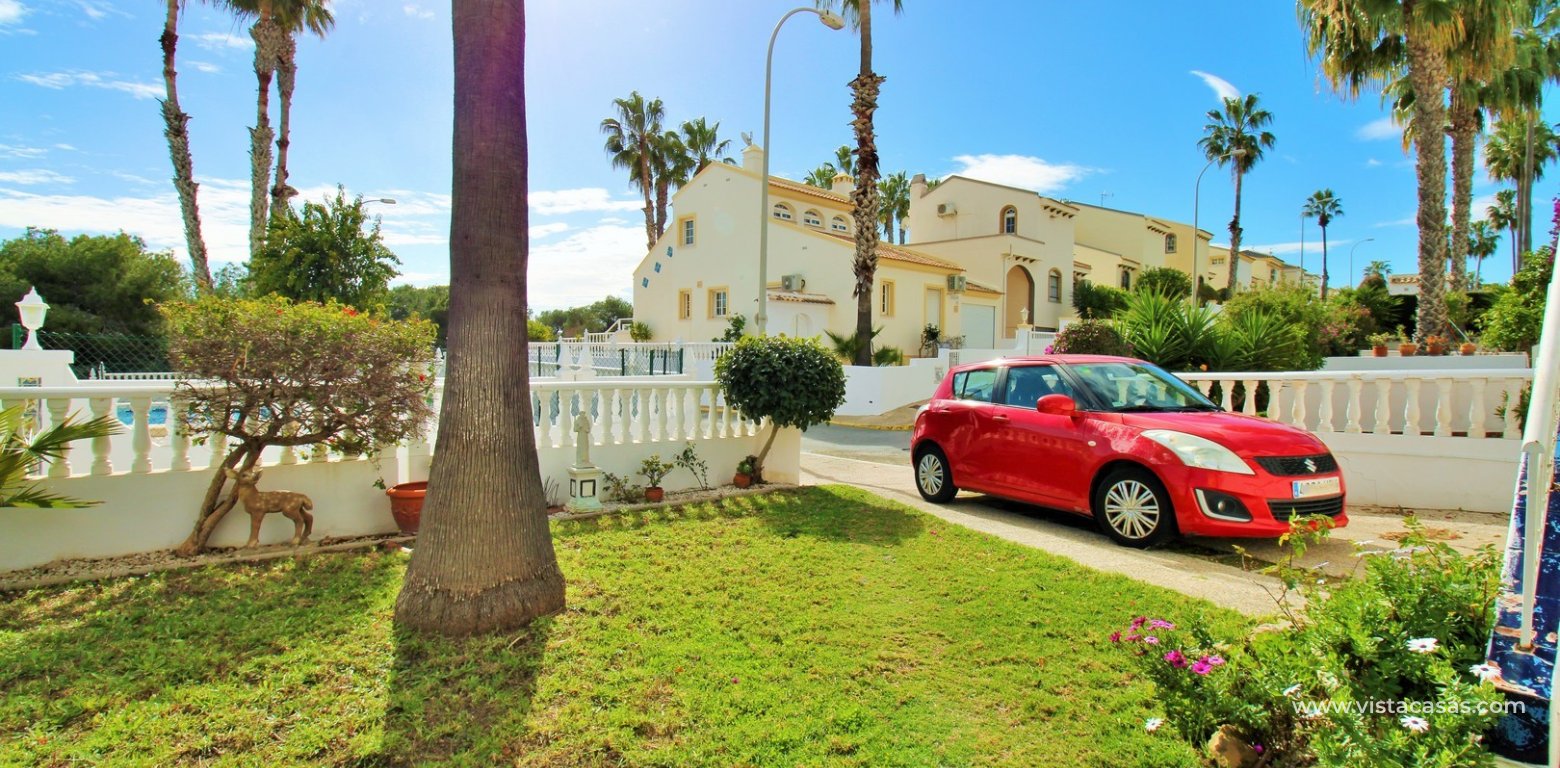 4 Bed Corner Buhardilla Townhouse For Sale in La Rioja Los Dolses garden front