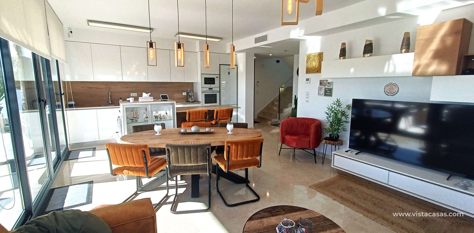 Sale - Villa - Algorfa - La Finca Golf Resort