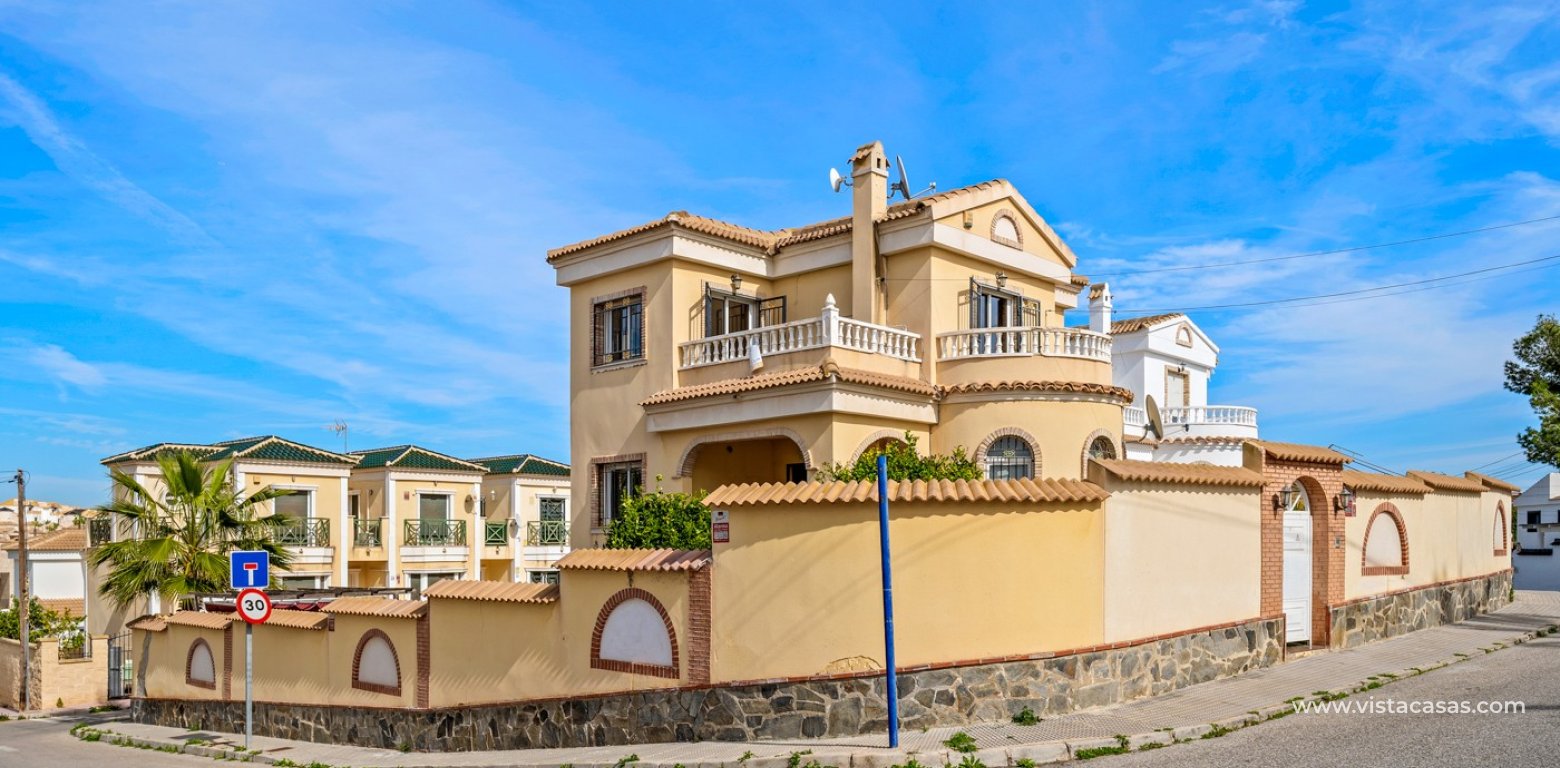 Resale - Villa - Villamartin