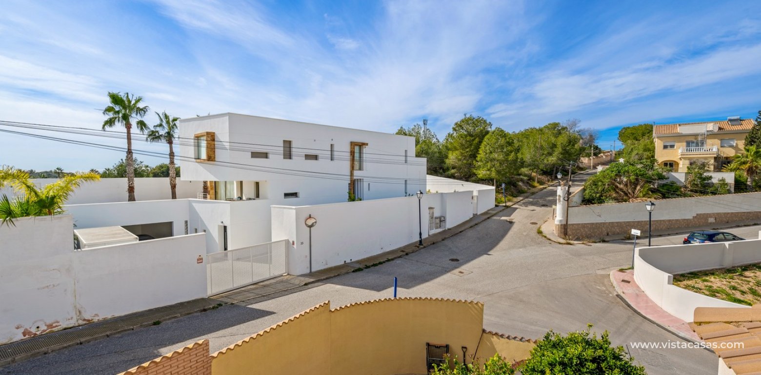 Resale - Villa - Villamartin