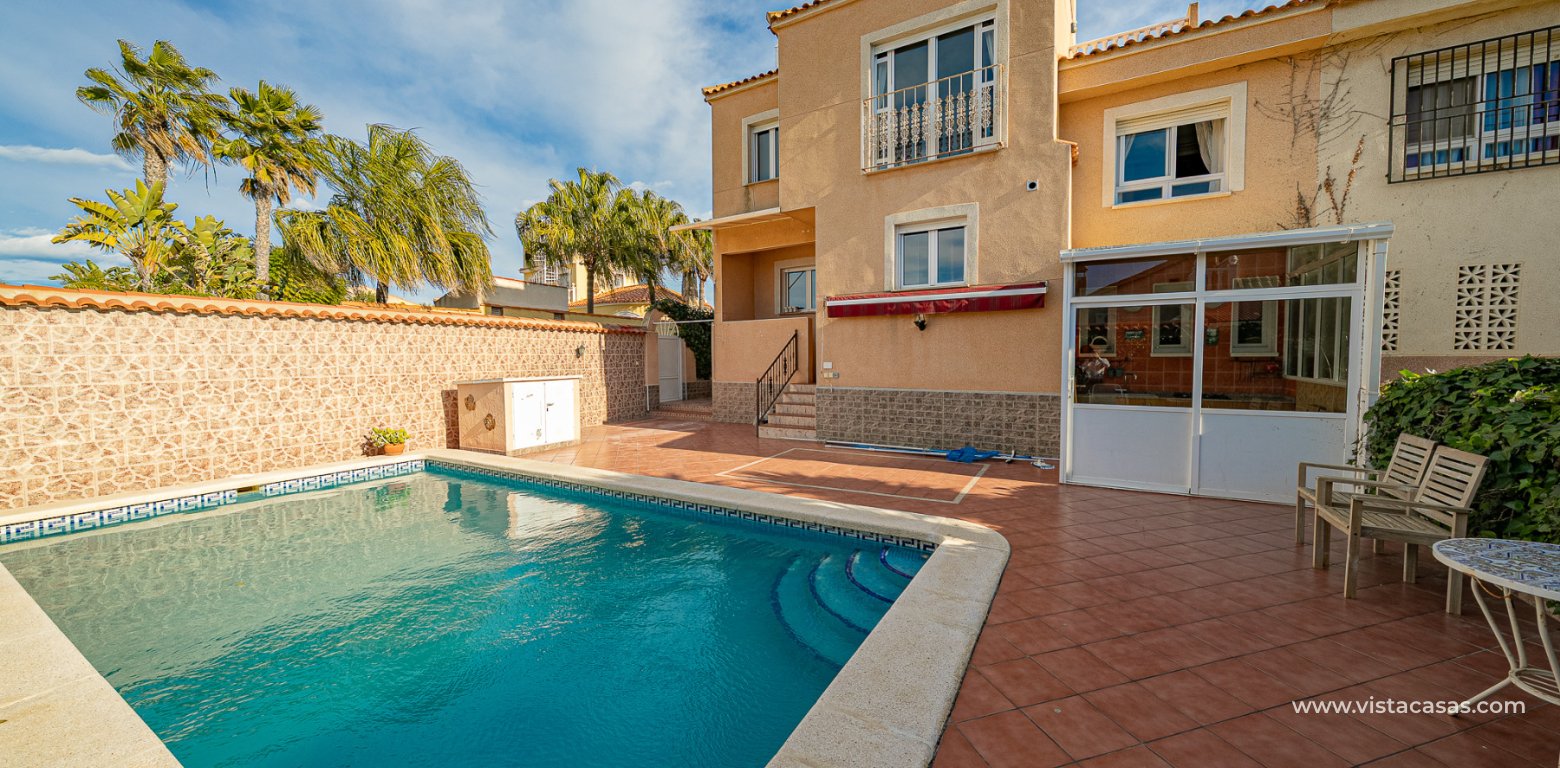 Sale - Villa - Torrevieja - El chaparral