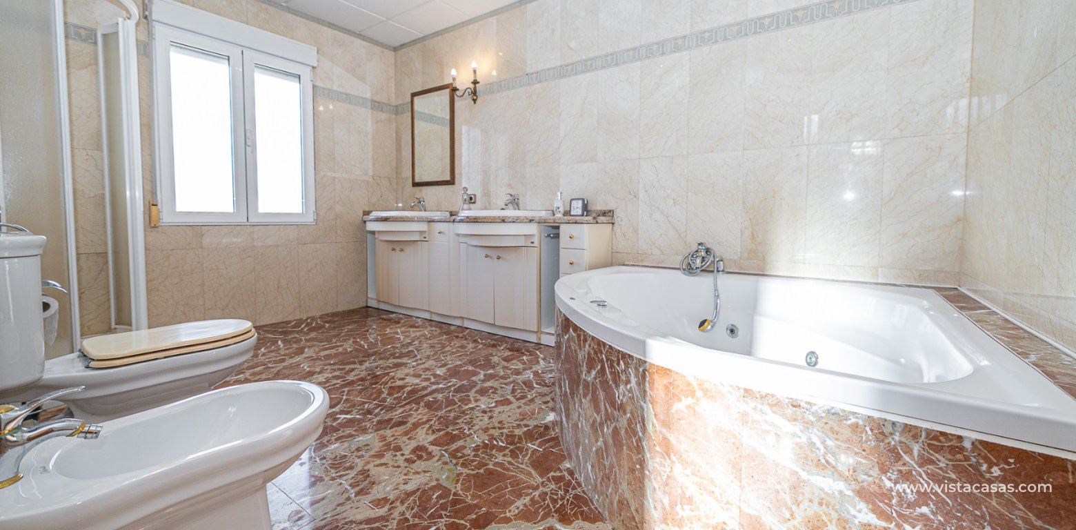 Sale - Villa - Torrevieja - El chaparral