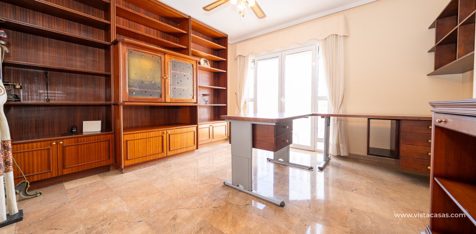 Sale - Villa - Torrevieja - El chaparral