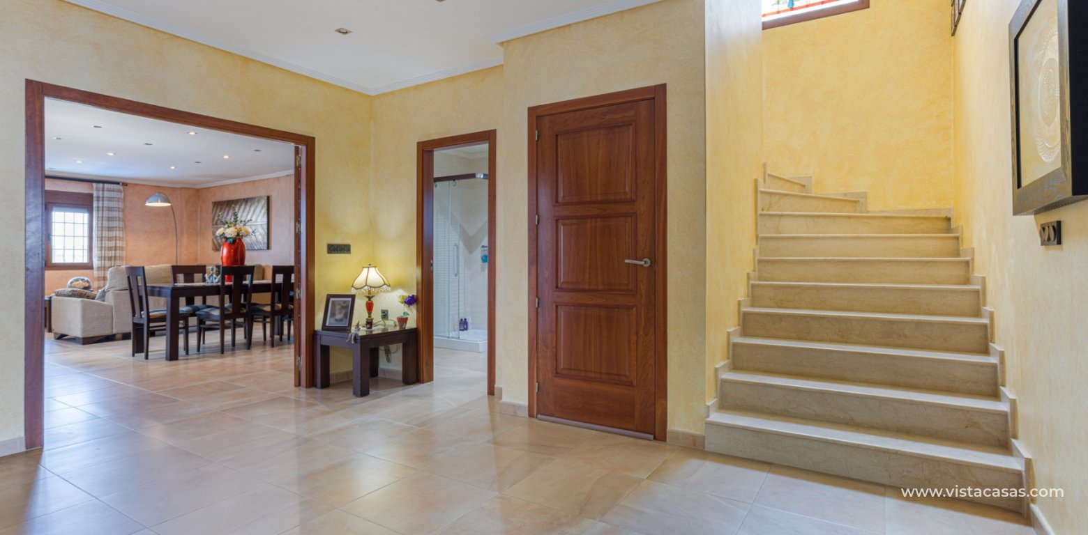 Resale - Villa - Los Montesinos