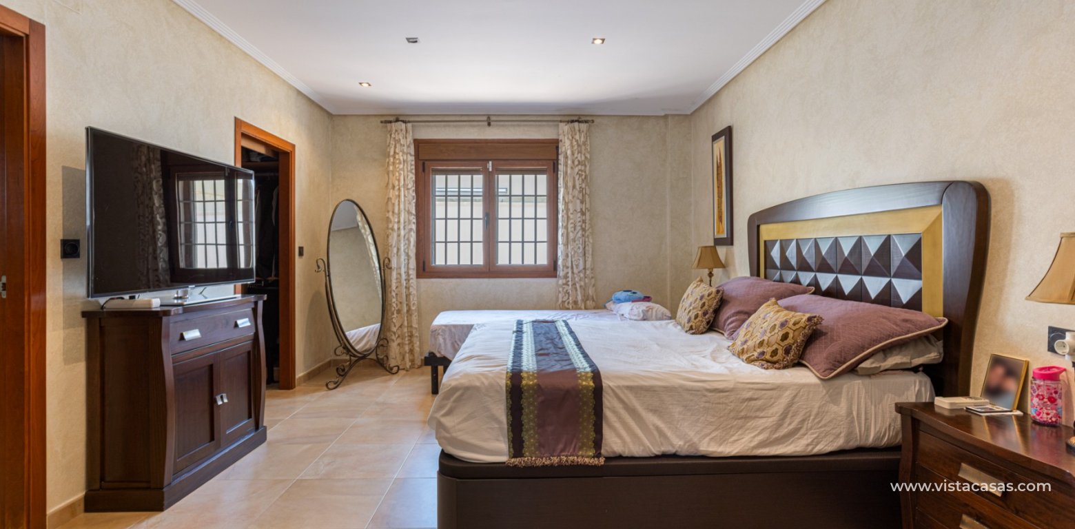 Resale - Villa - Los Montesinos